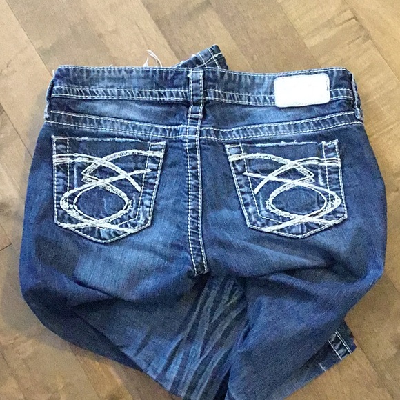 Silver Lola distressed denim. - Picture 2 of 3